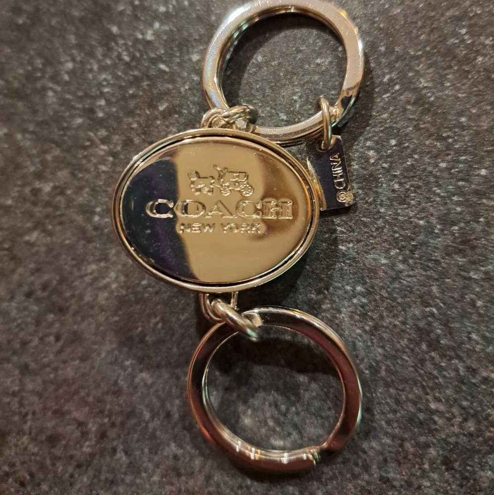 Coach signature turnlock